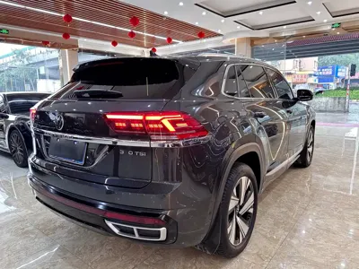 Volkswagen Tiguan X 2022, 80000 км, за 138800 CNY