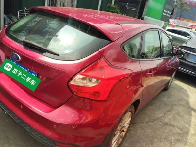 Ford Focus 2012, 139300 км, за 24826.18 CNY - фото 6