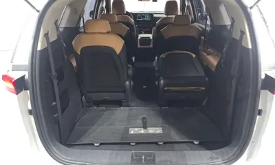 Kia Canival 2021, 50463 км, за 22200000 KRW - фото 20