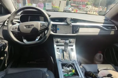 Geely Auto Emgrand 2020, 71700 км, за 32586.23 CNY - фото 19