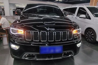 Jeep Grand Cherokee 2021, 45800 км, за 219246.42 CNY