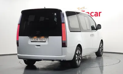 Hyundai Staria 2025, 34465 км, за 41000000 KRW