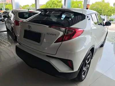 Toyota C-HR 2020, 65300 км, за 62300 CNY - фото 7