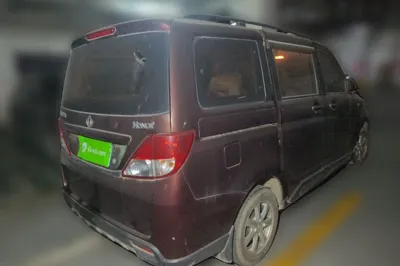 CHANGAN KAICHENG Ounuo S 2014, 59300 км, за 23731.71 CNY