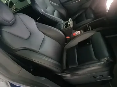 Tesla Model X 2020, 42100 км, за 268600 CNY - фото 25