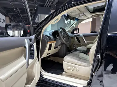 Toyota Prado 2018, 90000 км, за 248000 CNY