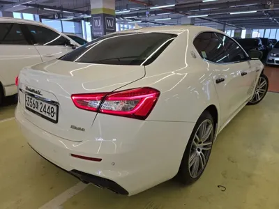 Maserati Ghibli 2019, 57000 км, за 32000000 KRW