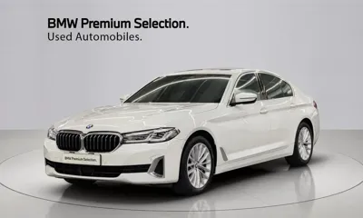 BMW 5-Series · 2022 год