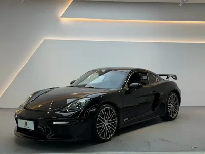 Porsche 718 · 2018 год