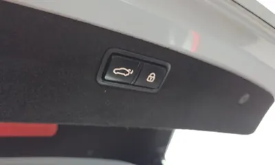 Hyundai Genesis 2016, 171781 км, за 9500000 KRW - фото 20