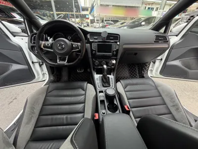 Volkswagen Golf 2017, 88700 км, за 71591.87 CNY - фото 35