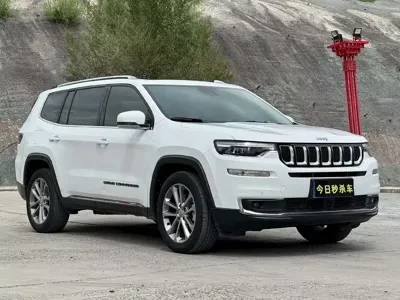 Jeep Grand Commander 2018, 90000 км, за 79800 CNY