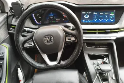 Changan CS15EV 2019, 79200 км, за 48474.09 CNY - фото 7