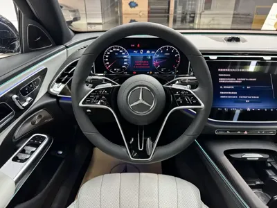 Mercedes-Benz E-Class 2023, 19600 км, за 375800 CNY - фото 8
