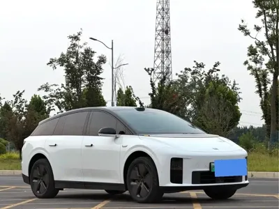 Li Auto 理想i6 2026, 4200 км, за 219899 CNY