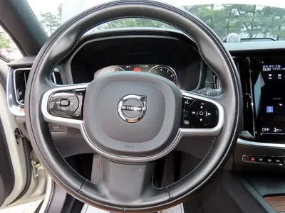 Volvo V60 2022, 40480 км, за 33300000 KRW - фото 8