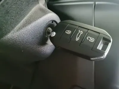 Citroen C3-XR 2016, 86800 км, за 20800 CNY - фото 15