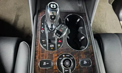 Bentley Bentayga 2019, 36198 км, за 115000000 KRW - фото 9