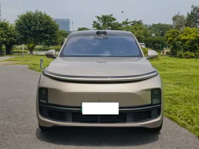 Li Auto Li L9 2022, 100000 км, за 209800 CNY