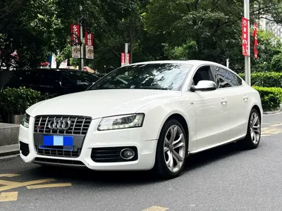 Audi S5 · 2012 год