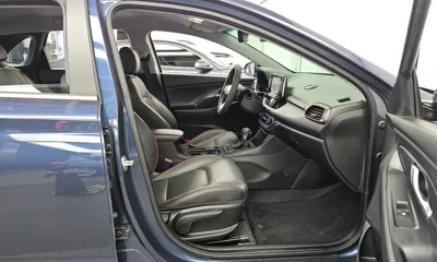 Hyundai i30 2018, 128563 км, за 11000000 KRW - фото 11