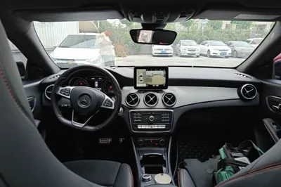 Mercedes-Benz CLA 2017, 66000 км, за 82085.48 CNY - фото 12