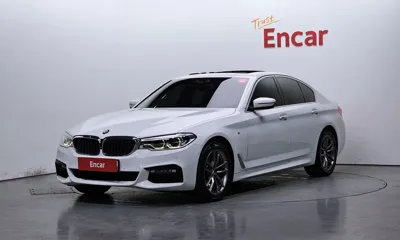 BMW 5-Series · 2018 год