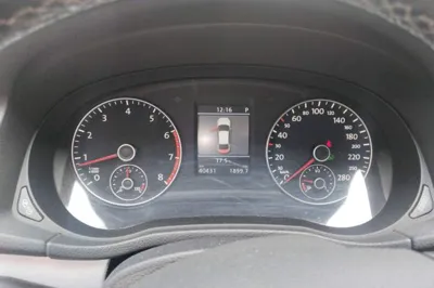 Volkswagen Passat 2014, 40400 км, за 54084.64 CNY - фото 8