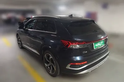 Audi Q4 e-tron 2022, 26100 км, за 142390.26 CNY