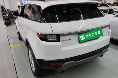 Land Rover Range Rover Evoque 2016, 103100 км, за 77144.57 CNY