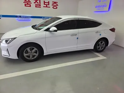 Hyundai Avante 2019, 267389 км, за 6500000 KRW - фото 4