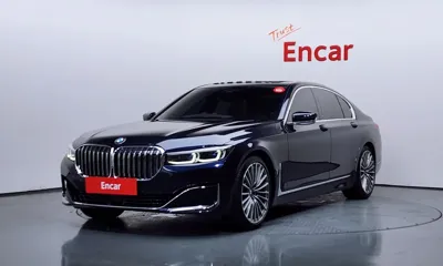 BMW 7-Series · 2020 год