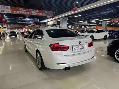 BMW 3 Series 2017, 84000 км, за 69800 CNY