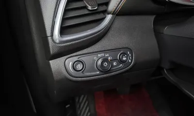ChevroletGMDaewoo Trax 2017, 62534 км, за 8500000 KRW - фото 14