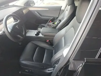 Tesla Model Y 2021, 79200 км, за 137700 CNY - фото 15