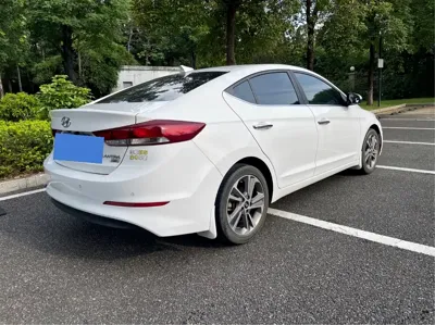 Hyundai Elantra 2018, 60000 км, за 28800 CNY - фото 14
