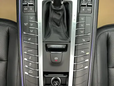 Porsche Macan 2021, 57000 км, за 225000 CNY - фото 26