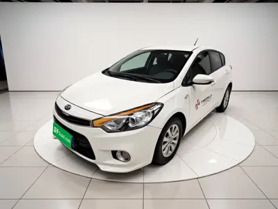 Kia K3S · 2015 год
