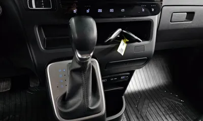 Hyundai Staria 2022, 59012 км, за 26990000 KRW - фото 9