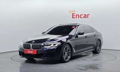 BMW 5-Series · 2022 год