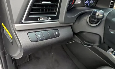 Hyundai Avante 2017, 134880 км, за 7990000 KRW - фото 17