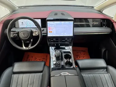 GAC Motor Trumpchi E9 2024, 54000 км, за 228000 CNY