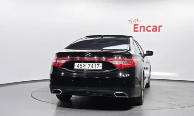 Hyundai Grandeur 2015, 108725 км, за 7590000 KRW