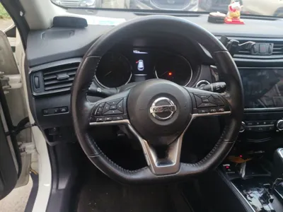 Nissan X-Trail 2019, 100600 км, за 77231.73 CNY - фото 17