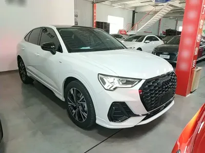 Audi Q3 Sportback 2023, 46500 км, за 133100 CNY