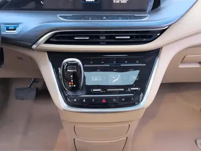 Buick GL8 2021, 57000 км, за 175799 CNY - фото 16