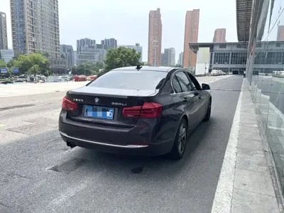 BMW 3 Series 2017, 51000 км, за 74000 CNY