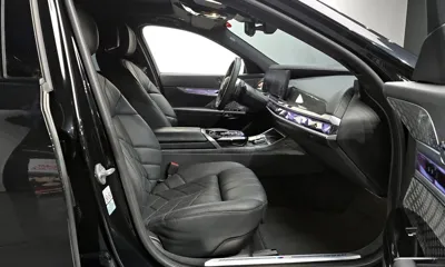 BMW 7-Series 2023, 39427 км, за 106600000 KRW - фото 26