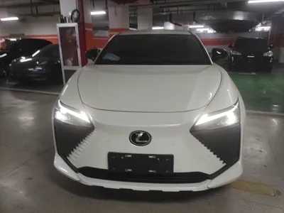 Lexus RZ 2023, 18800 км, за 169449.02 CNY - фото 2