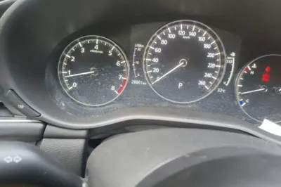 Mazda Mazda 3 Axela 2023, 28800 км, за 79617.82 CNY - фото 9